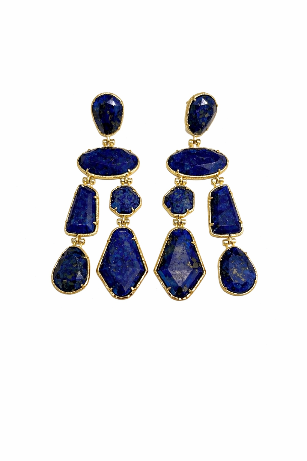 Boucles d’oreilles pendantes HELIA en lapis-lazuli bleu, monture dorée en acier inoxydable, design long à pierres irrégulières facettées
