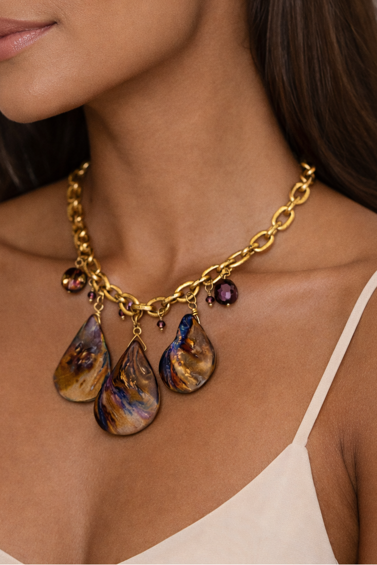 Collier acier inoxydable doré waterproof NERAYA femme nacre reflets violets cristaux violets