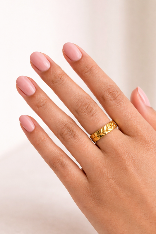 Bague acier inoxydable dorée VÉNA femme ajustable waterproof motif chevrons