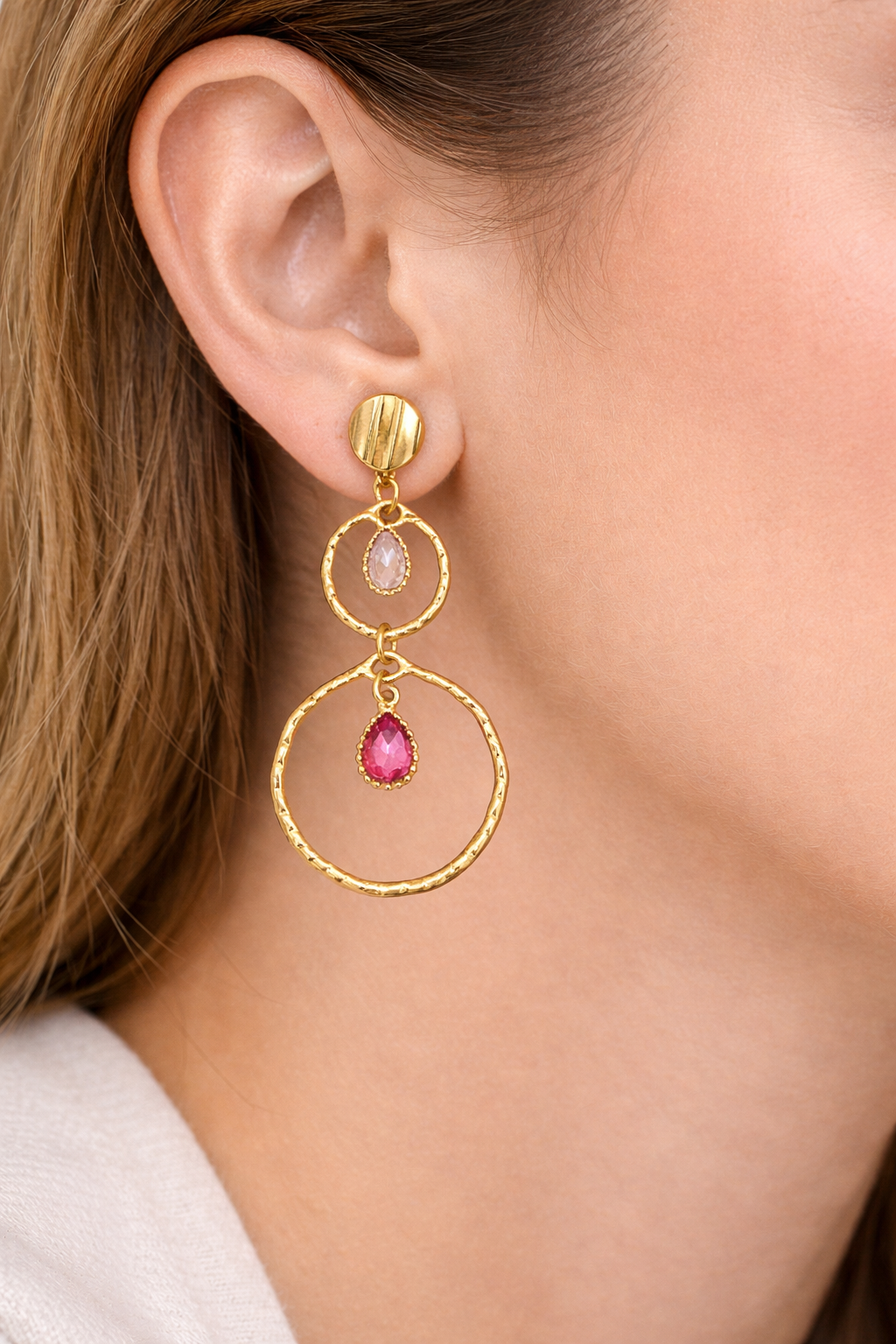 Boucles d’oreilles acier inoxydable doré waterproof YASIRA femme anneaux martelés cristaux roses