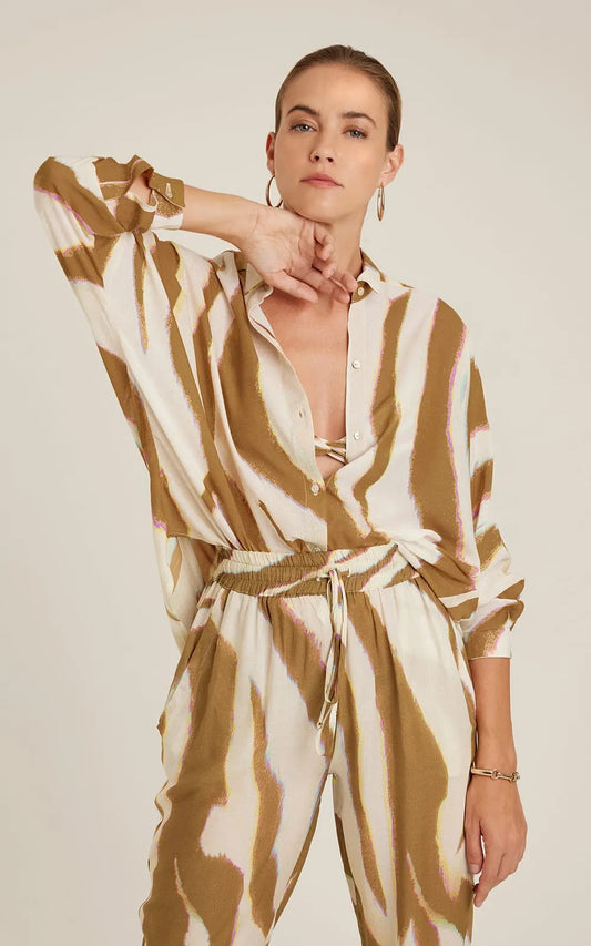 Chemisier Oryx Lenny Niemeyer en viscose voile avec imprimé animalier beige et brun, coupe ample et manches longues élégantes