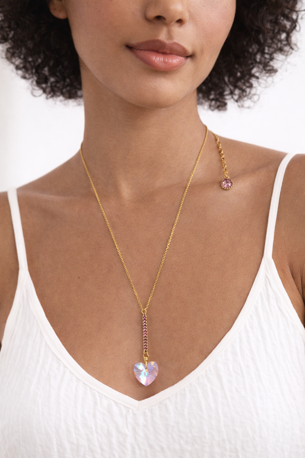 Collier acier inoxydable doré waterproof AMAYA femme cœur cristal rose barre sertie cristaux