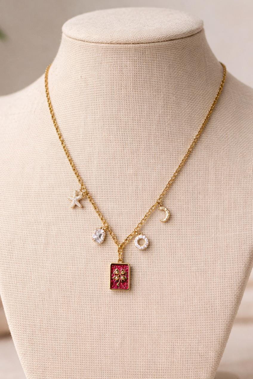 Collier acier inoxydable doré LUCKY femme médaillons porte‑bonheur laiton doré