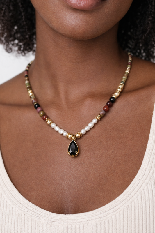 Collier AVENYS femme pierres semi‑précieuses nacre véritable cristal goutte artisanal