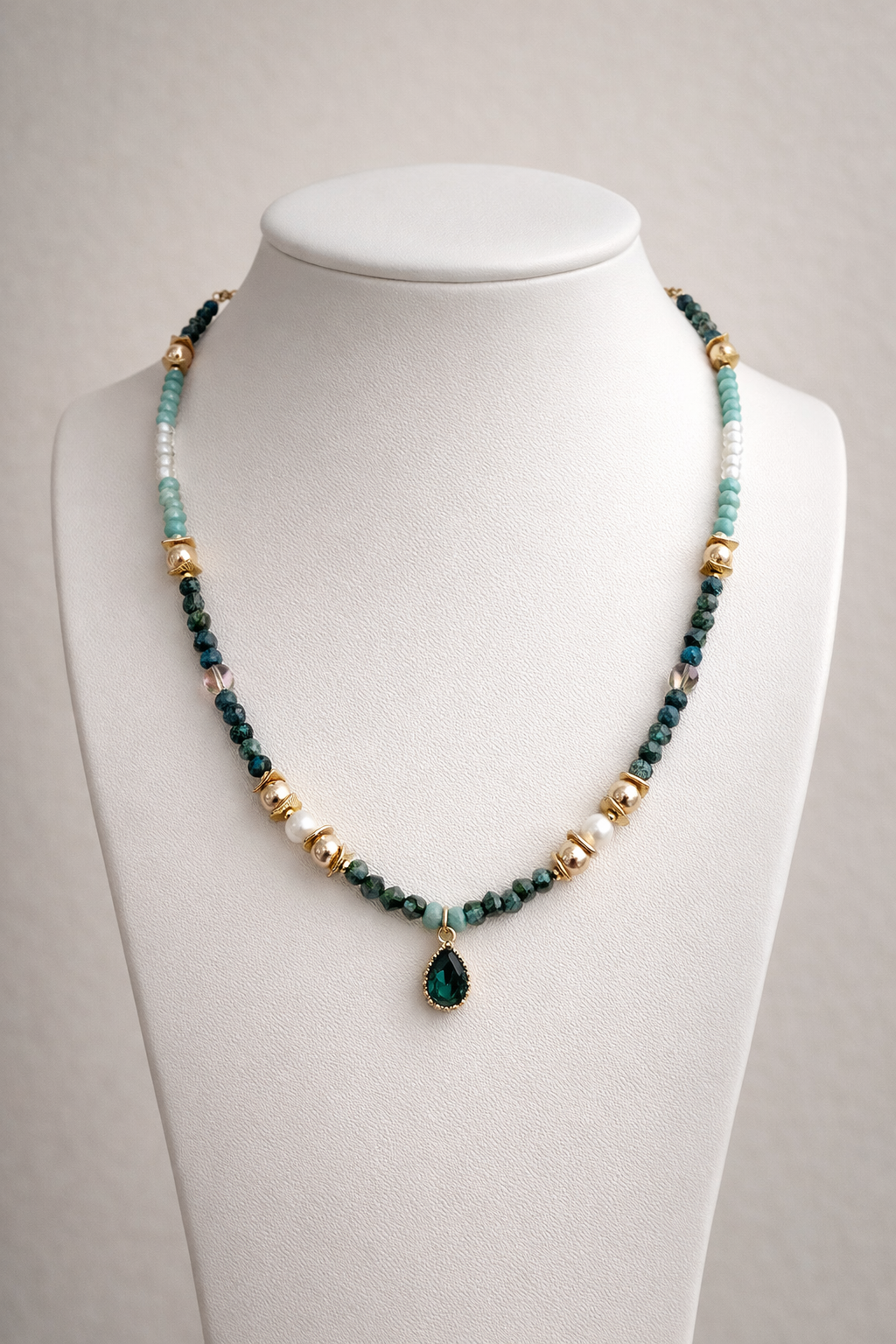 Collier JADE femme turquoise naturelle pièce unique artisanale WIP