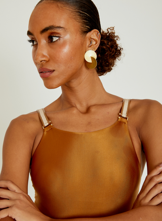 Maillot de bain 1 pièce Copper Lenny Niemeyer en Lycra cuivré avec bretelles en cuir naturel, paille et détail plaqué or
