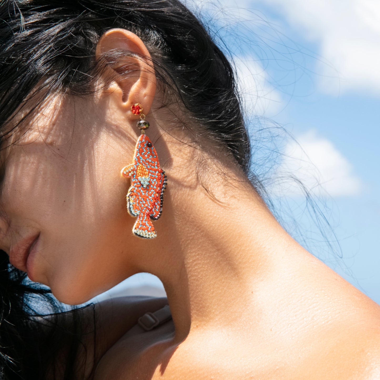 Fish embroid earrings