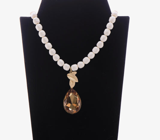 swarovski gm necklace