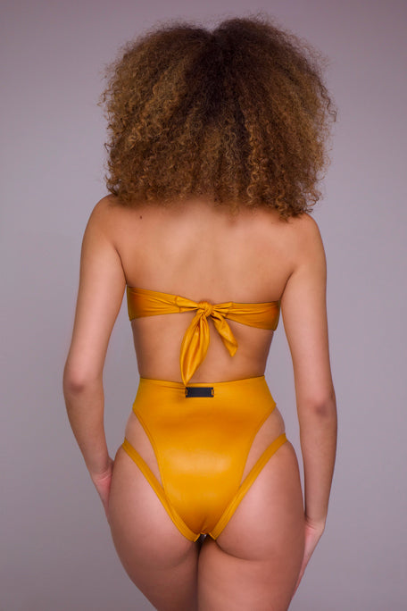 Brazilian one-piece swimsuit aranxia tuttifrutti - 36/38/40